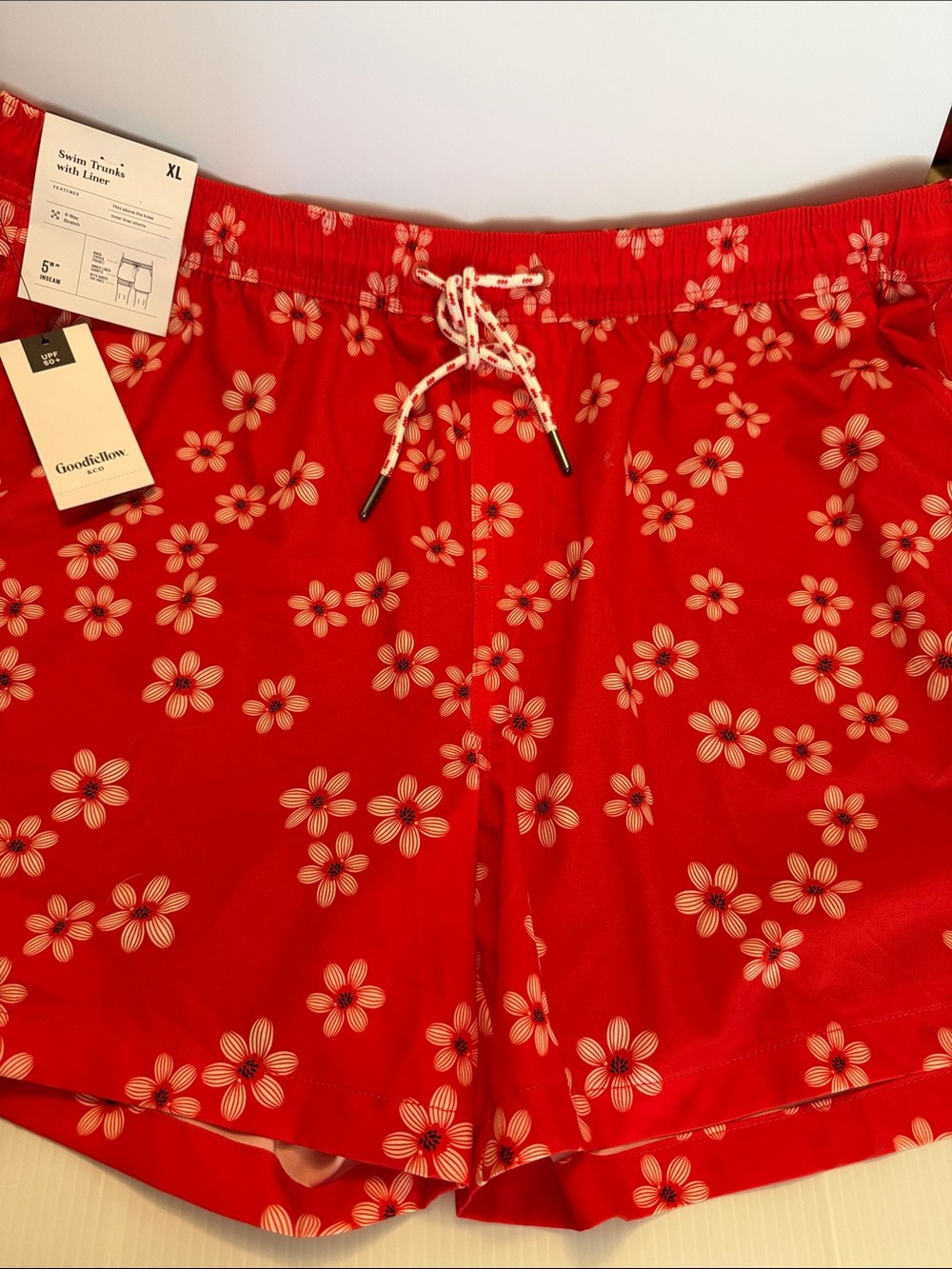 Goodfellow & Co Red Floral Hybrid Shorts